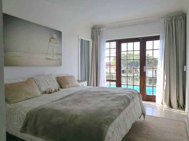 3 Bedroom Property for Sale in Wavecrest Eastern Cape
